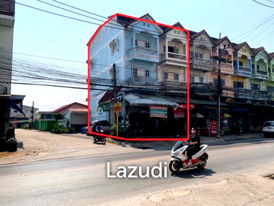 ทาวน์โฮม เชียงราย : ขายอาคารพาณิชย์ 3 ชั้นครึ่งใจกลางเมืองที่ต.ริมกก