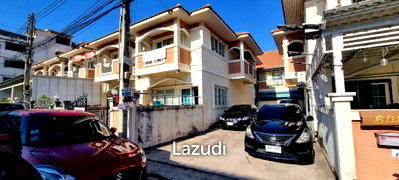 ทาวน์โฮม ศาลาว่าการเมืองพัทยา : 2 Beds 3 Baths 182 SQ.M. Townhouse in North Pattaya