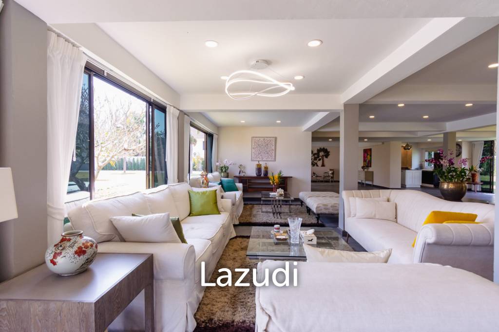 รูป IMPRESSIVE DETACHED 2 STOREY 4 BED POOL VILLA - รูปที่ 10/60