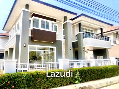 ขายบ้านเดี่ยว : ขายบ้านหรูหลังใหญ่ขนาด 5 ห้องนอนในโรงการ