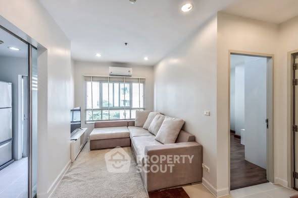 รูป คอนโด 2 ห้องนอน 65 ตร.ม. Q House Sathon ใกล้ BTS กรุงธนบุรี 100 ม. (ID 2684849) - รูปที่ 1/6
