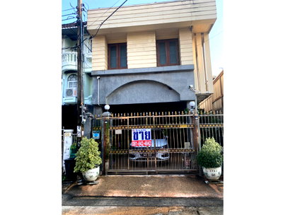 Townhouses for sale Kasetsart University : Call : 081-842-4842 Townhouse for Sale