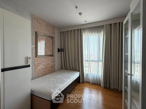 2-BR 67 Sqm High-Floor Condo At Hive Taksin, 100m To BTS Wongwian Yai (ID 2689505)