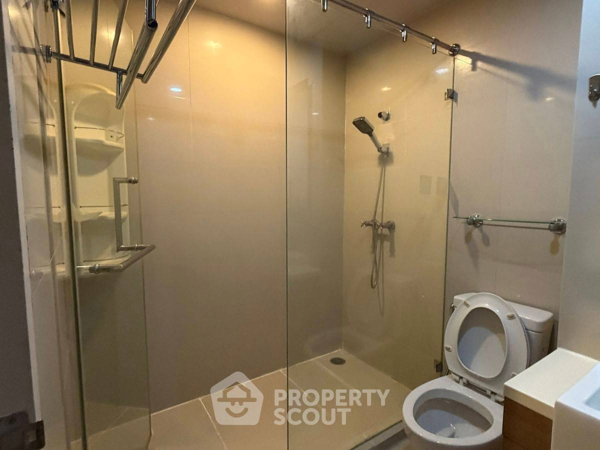 รูป คอนโด 2 ห้องนอน 67 ตร.ม. ชั้นสูง 23 ที่ Hive Taksin ใกล้ BTS วงเวียนใหญ่ 100 ม. (ID 2689505) - รูปที่ 9/11