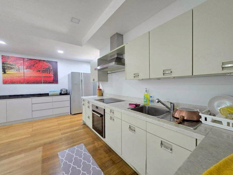 LTHC14561 – Condo for Rent | Ficus Lane | 210 sqm | 3 Beds 3 Baths | Near BTS Phra Khanong | 120K/Month 