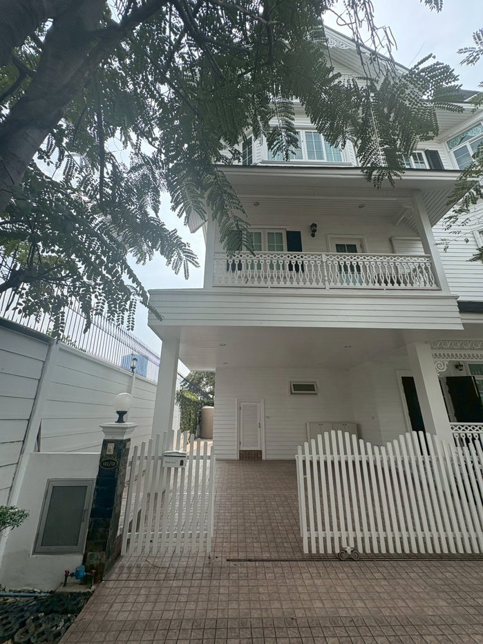 picture Private Spacious Villa in Bangna available for rent - 3/55