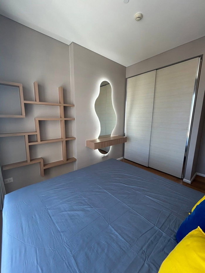 picture The Saint                     Residences - 8/9
