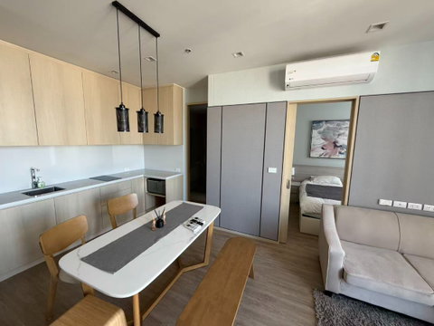 Noble State 39 2 Bedroom THB 65,000/month Combined from two 35 sqm one-bedroom units, huge living room
