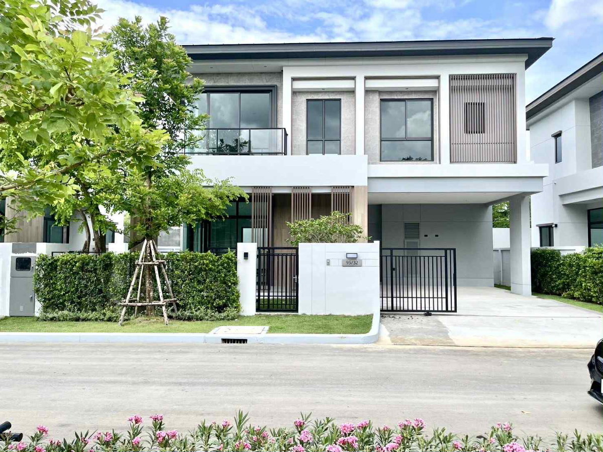 picture AB05956 - Bangkok Boulevard Bangna KM.5 - 2/10