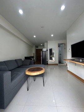 Thonglor Tower
