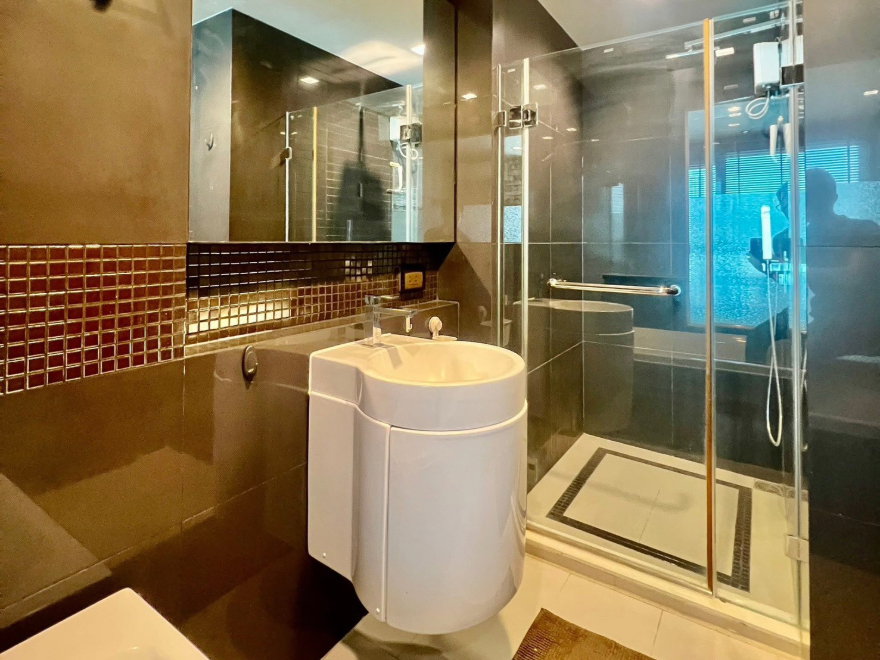 picture Rhythm Sathorn - 8/10