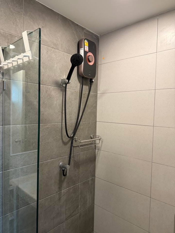 picture #R9495 🎉 020369 Condo for Rent: Beat Bangwa Interchange - 4/14
