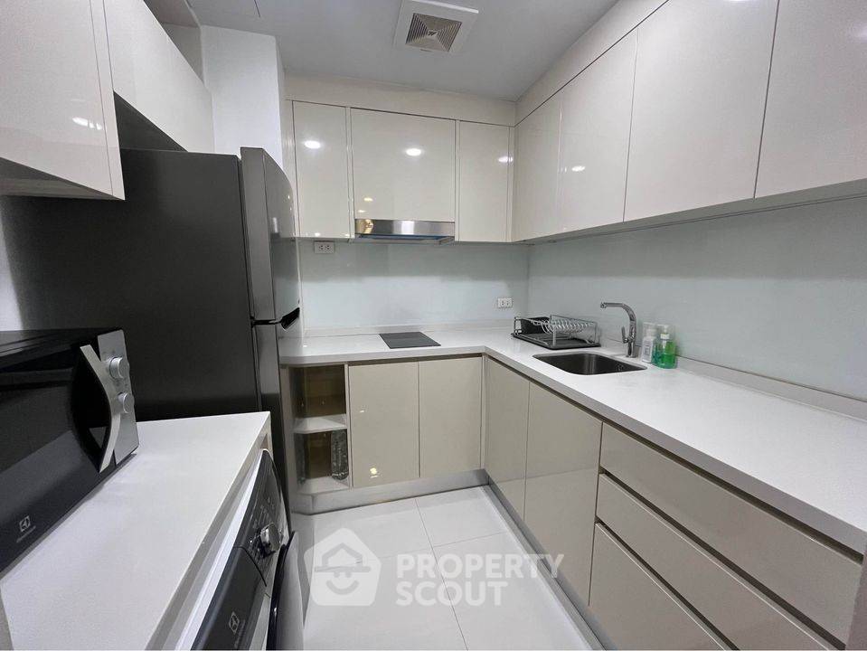 รูป ห่าง BTS ทองหล่อ 100 ม. | คอนโด 1 ห้องนอน Von Napa Sukhumvit 38 Condominium (ID 1284927) - รูปที่ 4/8