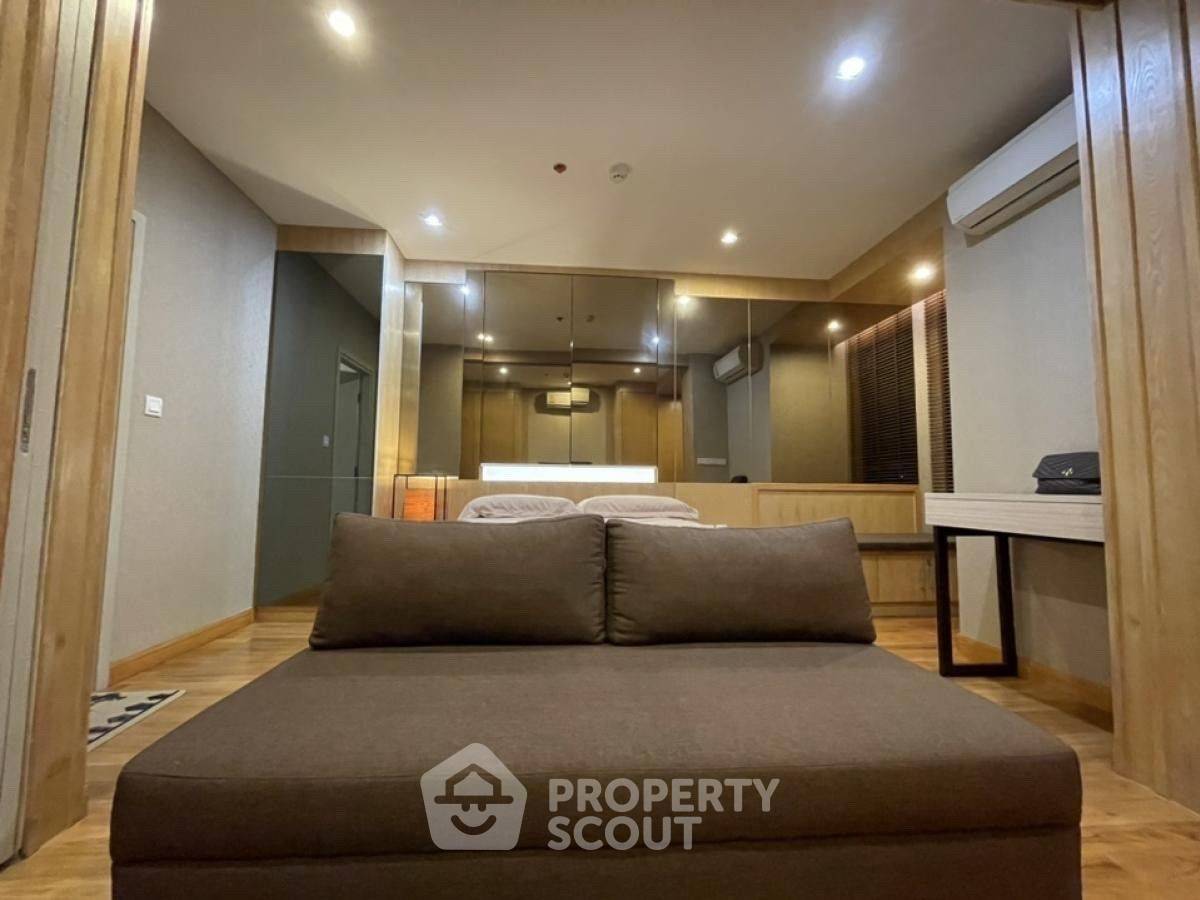 picture 39th-Floor 1-BR At Ideo Q Chula Samyan Near MRT Sam Yan (ID 1712230) - 3/6