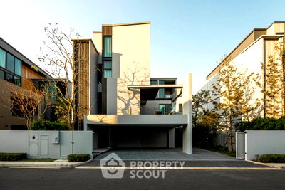Houses for sale : 4-BR House For Sale, Vive Krungthep Kreetha, Krungthep Kreetha (ID 2693094)