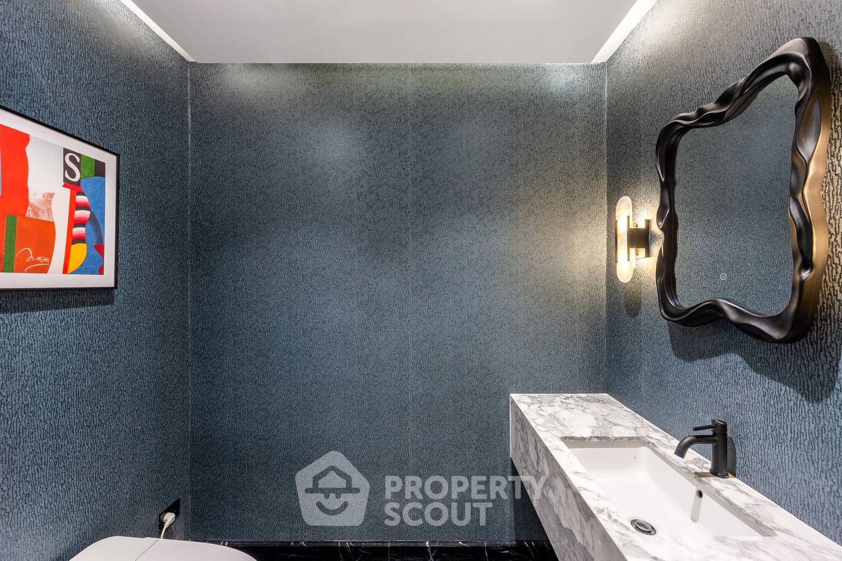 picture Pet-Friendly 3-BR House For Sale Near BTS Surasak, Thung Wat Don (ID 2069559) - 29/30