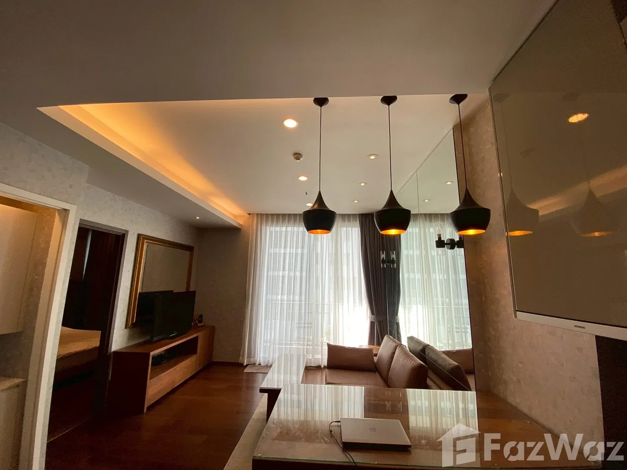 picture Luxury Meets Convenience: 1BR Quattro by Sansiri 1737674 - 1/12