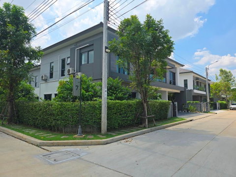 The City ทวีวัฒนา หลังมุนซอย 7  Type Beauteous ที่ดิน 100.20 ตรว. พื้นที่ใช้สอยภายใน 426