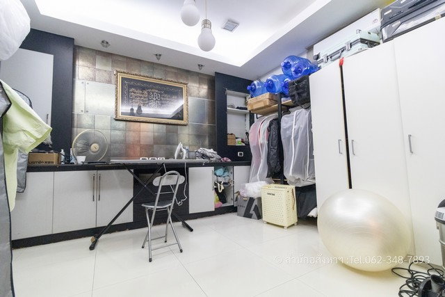 รูป [ขาย] ตึกแถว 3 คูหาทะลุถึงกัน ย่านดินแดง-จตุรทิศ พื้นที่มหาศาล 864 ตร.ม. ทำเลทองของการทำธุรกิจ! - รูปที่ 11/18