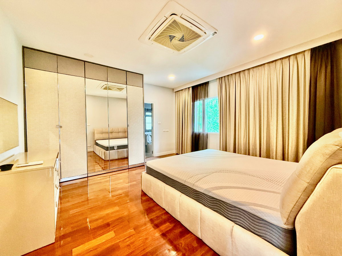 รูป ขายบ้านหรู Grand Bangkok Boulevard พระราม 9–ศรีนครินทร์ | 79 ตร.ว. | 4 นอน 5 น้ำ | ห้องมุม | 24.9 ลบ. - รูปที่ 14/52