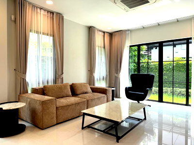 ขายบ้านเดี่ยว : Nantawan กรุงเทพกรีฑาตัดใหม่ จาก clubhouse เพียง 40ม. ใกล้ รร.นานาชาติ Brighton และ Wellington