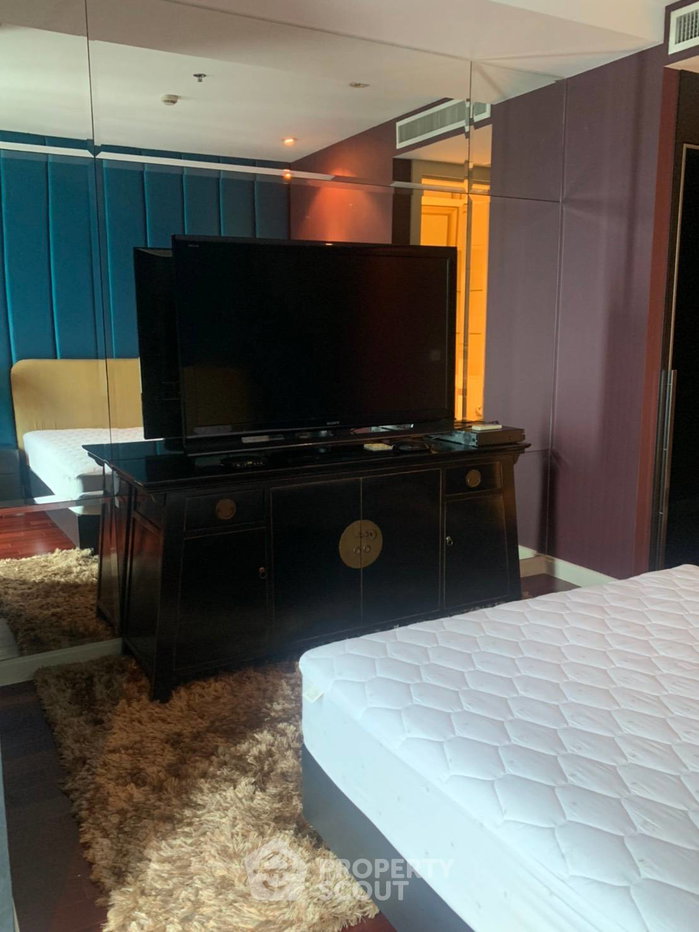 picture 36th-Floor 3-BR 215 Sqm Athenee Residence 200m To BTS Phloen Chit (ID 512796) - 13/19