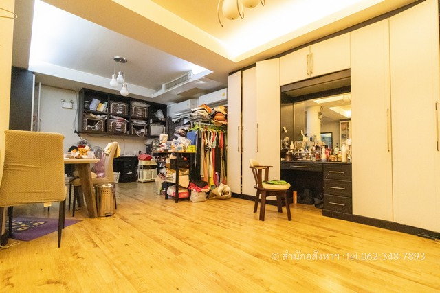 รูป [ขาย] ตึกแถว 3 คูหาทะลุถึงกัน ย่านดินแดง-จตุรทิศ พื้นที่มหาศาล 864 ตร.ม. ทำเลทองของการทำธุรกิจ! - รูปที่ 12/18