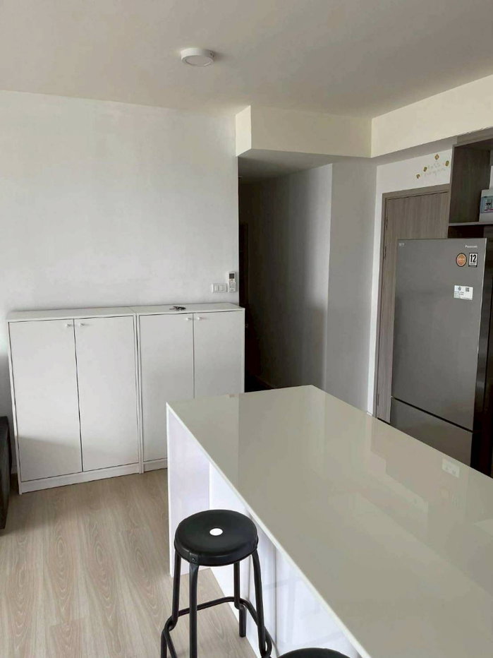 picture #E061 🎉040369 Condo for Rent: A Space Mega 1 - 3/15