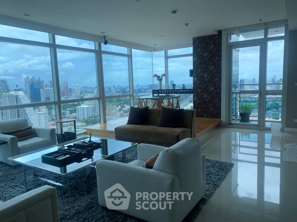 picture 36th-Floor 3-BR 215 Sqm Athenee Residence 200m To BTS Phloen Chit (ID 512796) - 3/19