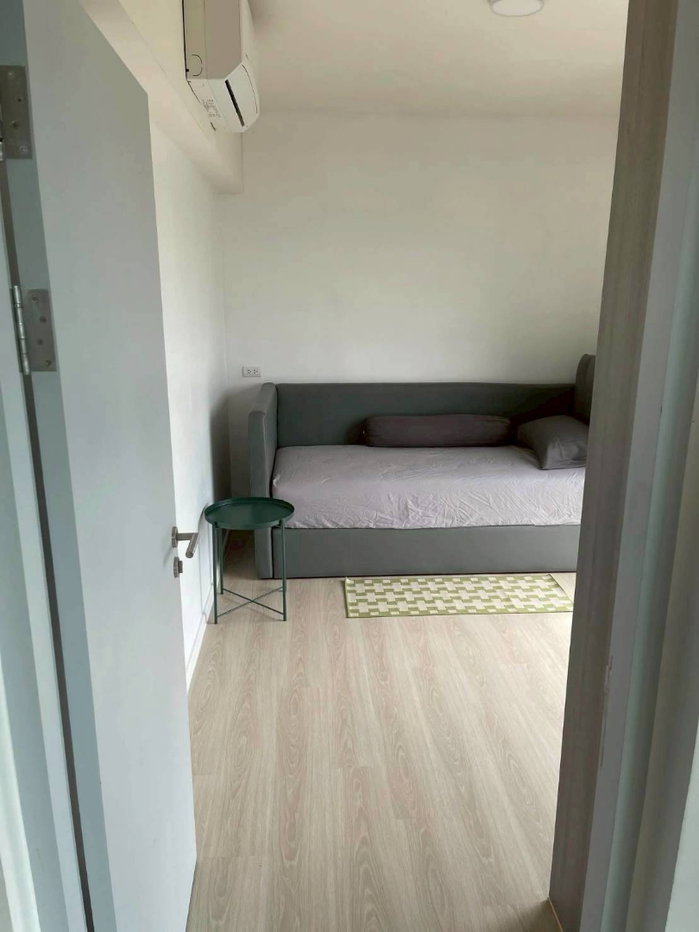 picture #E061 🎉040369 Condo for Rent: A Space Mega 1 - 12/15