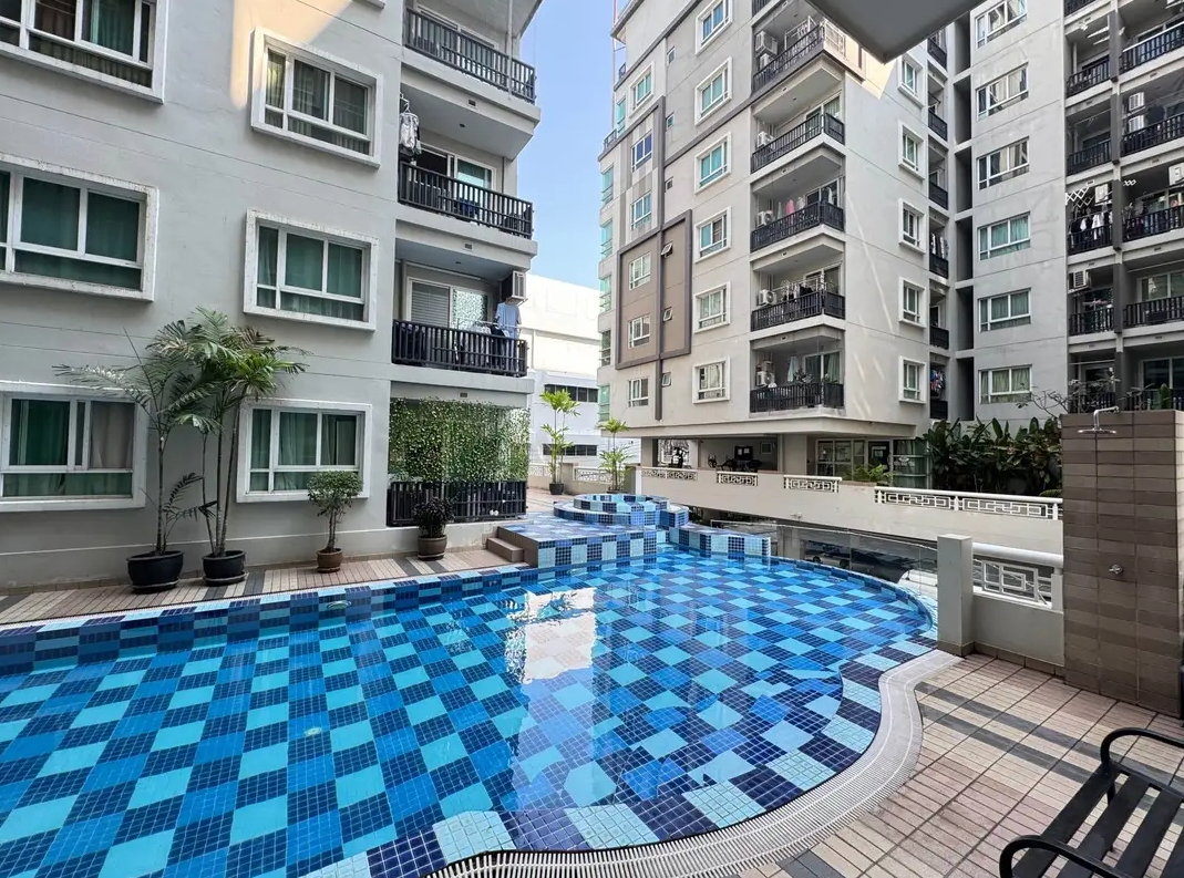 picture Alin040326  🚈 Sale :  The Next Condominium    - 4/5