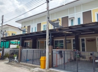 ทาวน์เฮ้าส์ 22 ตร.วา ฉัตรหลวง 10 สามโคก-ปทุมธานี สามโคก ปทุมธานี 2.3M