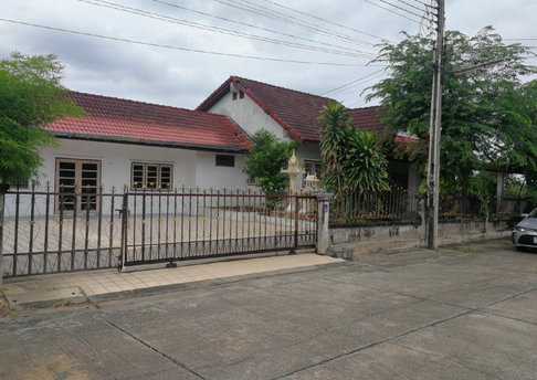 HOME 127 Sq.w. Phan Thong Chonburi for 3.8M