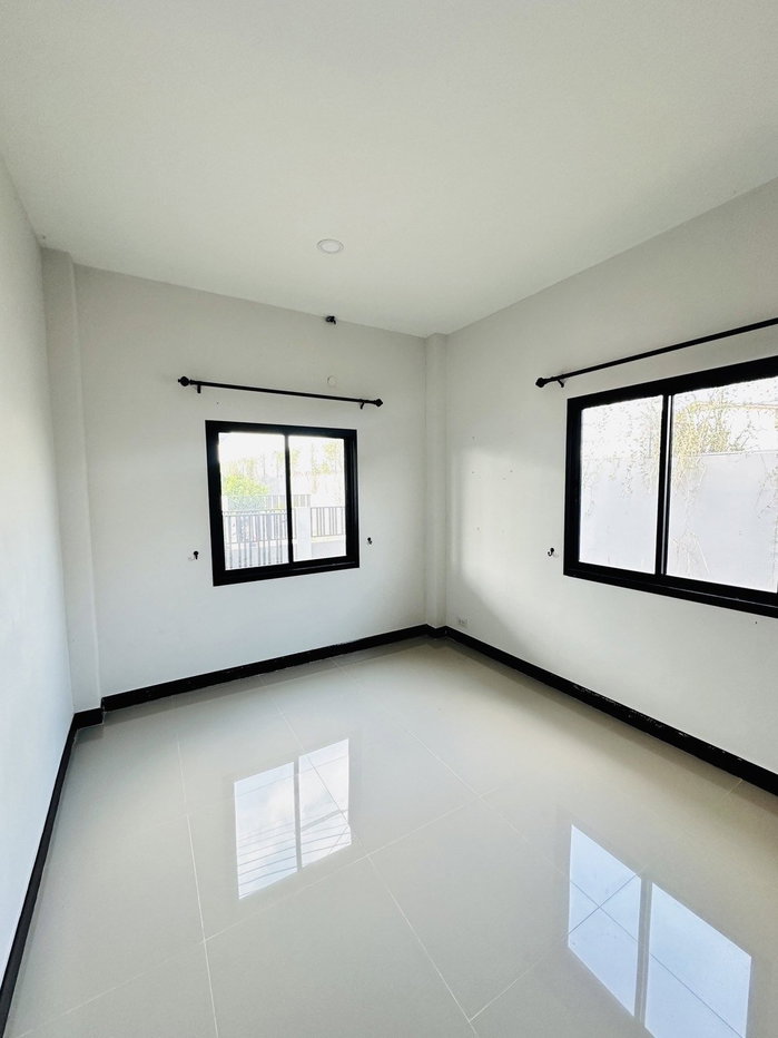 รูป ทาวน์เฮ้าส์ 37 ตร.วา บ้านสุขใจ สุขสบาย 5 ปลวกแดง-ระยอง ปลวกแดง ระยอง 2.1M - รูปที่ 8/15