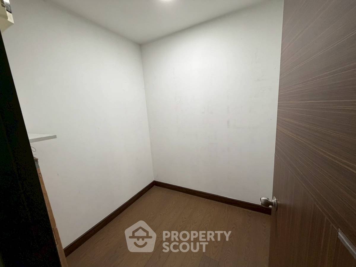รูป คอนโด 3 ห้องนอน 190 ตร.ม. ที่ Avenue 61 ใกล้ BTS ทองหล่อ 400 ม. (ID 2676144) - รูปที่ 8/8