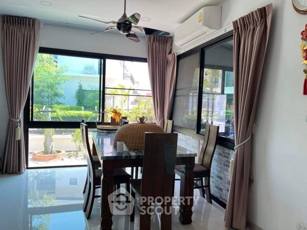 รูป บ้านเดี่ยว 4 ห้องนอน ขาย ในเสม็ด เมืองชลบุรี (เลี้ยงสัตว์ได้) (ID 2055840) - รูปที่ 4/18