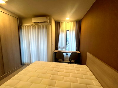 Condos for rent : MN3440 FLO by Sansiri Full Furnitured and electrical