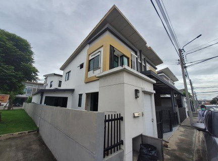ทาวน์เฮ้าส์ 31.6 ตร.วา โครงการ เดอะทรัสต์ ราชพฤกษ์ รัตนาธิเบศร์ นนทบุรี ปากเกร็ด นนทบุรี 3.9M