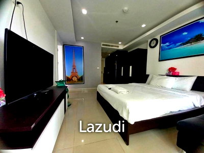 Condos for sale : Pratumnak Hill Cosy Beach View Condo for Sale