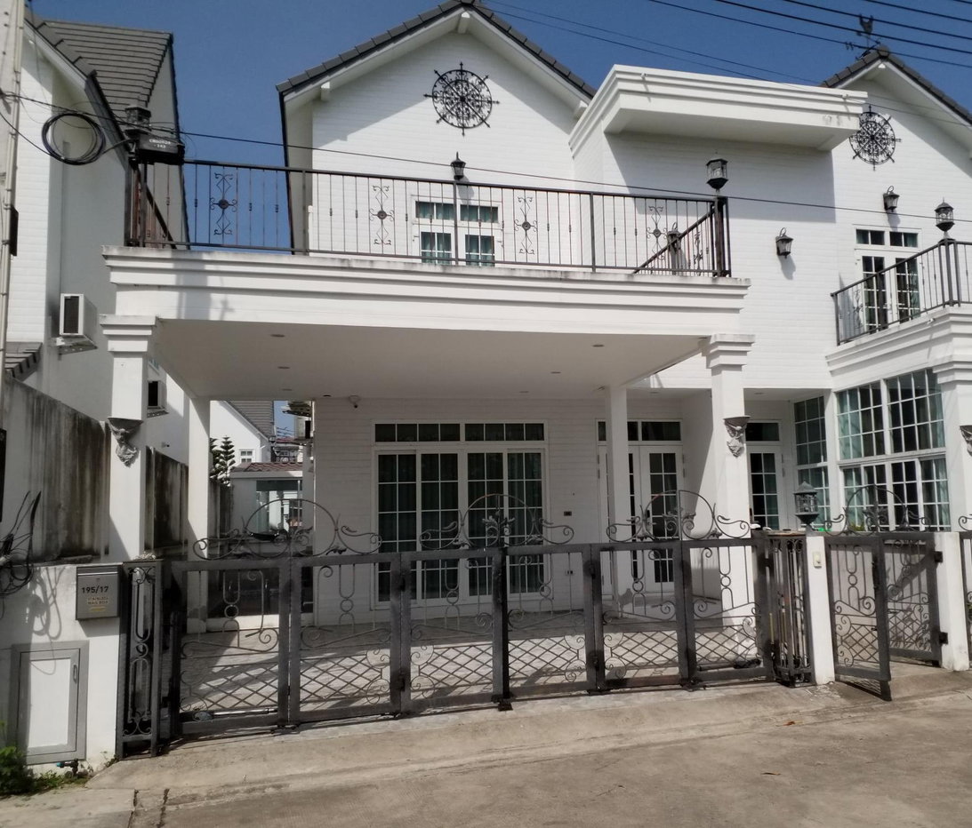 รูป บ้านแฝด 35.6 ตร.วา เมืองชลบุรี เมืองชลบุรี ชลบุรี 5.1M - รูปที่ 2/14