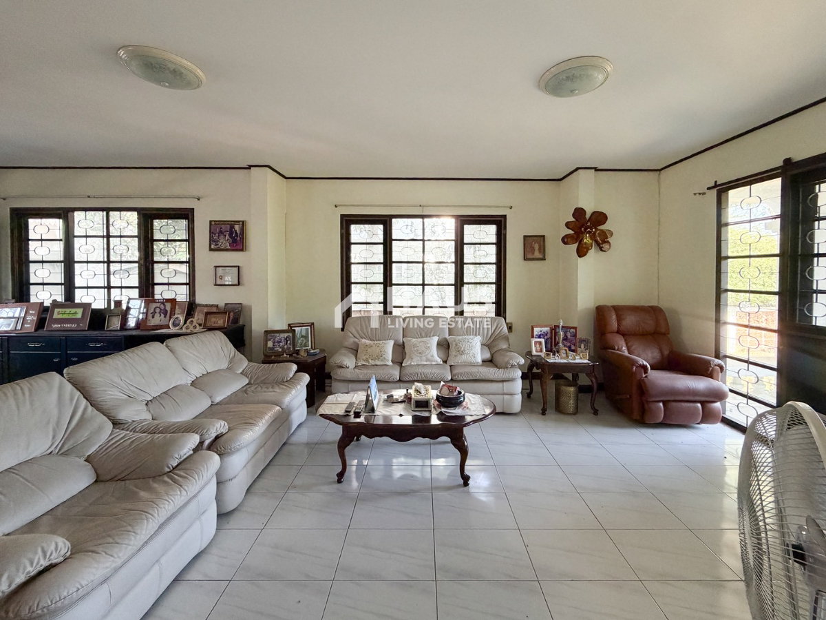 picture Ladawan Pinklao - Borommaratchachonnani / 3 Bedrooms #HPHU041 - 5/23