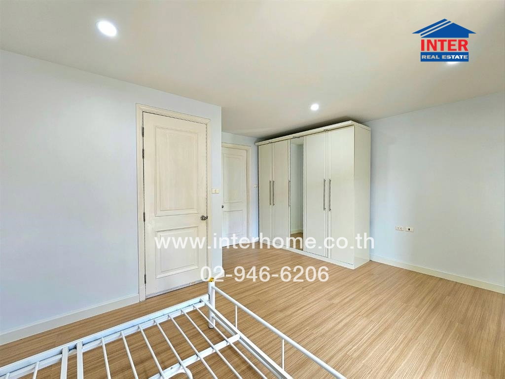 รูป ขายทาวน์โฮม 4 ชั้น พลัสพาร์ค อเวนิว ลาซาล-ศรีนครินทร์ - รูปที่ 12/19