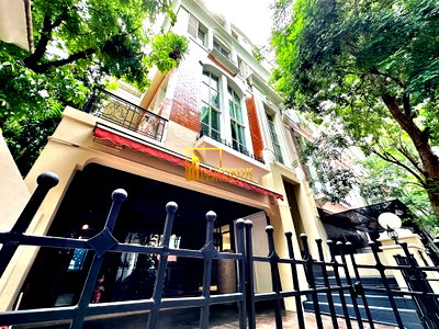 Townhouses for rent J Avenue Thonglor : Baan Klang Krung | Beautifully Renovated 3 Bedroom Townhouse in Thonglor - BR8725TH