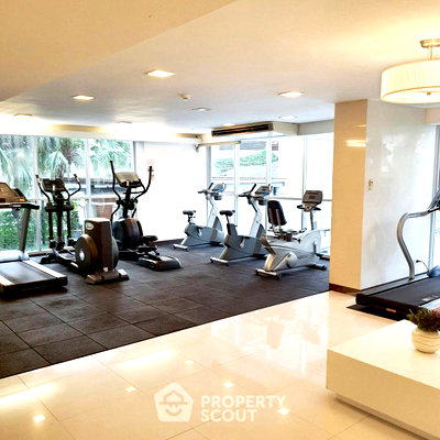คอนโดให้เช่า : คอนโด 2 ห้องนอน The Clover Thonglor Residence ใกล้ BTS ทองหล่อ (ID 2698241)