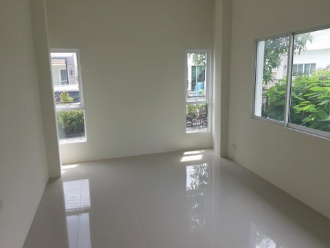 HOME 58 Sq.w. Phanat Nikhom Chonburi for 2.4M