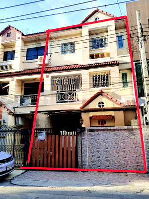 โฮมออฟฟิศ เขตราษฎร์บูรณะ : ขาย ทาวน์โฮม 3 ชั้น เดินทางสะดวกทั้งฝั่งธนฯ และข้ามไปโซนบางรัก–สาทร พร้อมมูลค่าเพิ่มจากรถไฟฟ้า MRT สายสีม่วงในอนาคต | รหัส 93302
