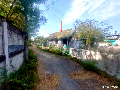 Houses for sale : HOME 37 Sq.w. Muang Suphanburi Suphanburi for 723,000