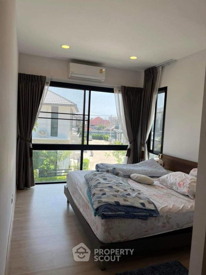 รูป บ้านเดี่ยว 4 ห้องนอน ขาย ในเสม็ด เมืองชลบุรี (เลี้ยงสัตว์ได้) (ID 2055840) - รูปที่ 10/18