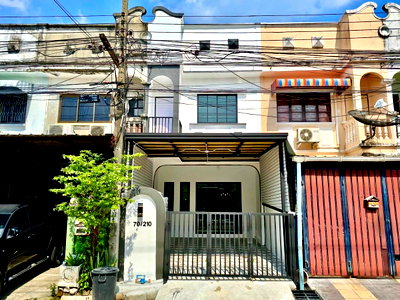 ทาวน์โฮม เขตมีนบุรี : ทาวน์เฮ้าส์ รีโนเวทใหม่ สไตล์มินิมอล-โมเดิร์น หมู่บ้านสุภาวัลย์ ซอยรามคำแหง 176 ทำเลดี ใกล้รถไฟฟ้า