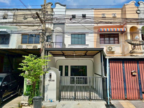 ทาวน์เฮ้าส์ รีโนเวทใหม่ สไตล์มินิมอล-โมเดิร์น หมู่บ้านสุภาวัลย์ ซอยรามคำแหง 176 ทำเลดี ใกล้รถไฟฟ้า